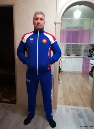 Спортивные мужские костюмы Русич