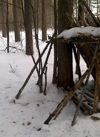 Зимний шалаш